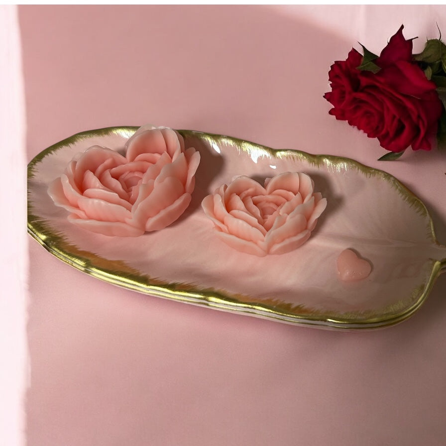 Rose Dreamlight Candle, Handmade Candle , Beautiful Decor, Flower Candle, Soy candle, Handmade Gift,