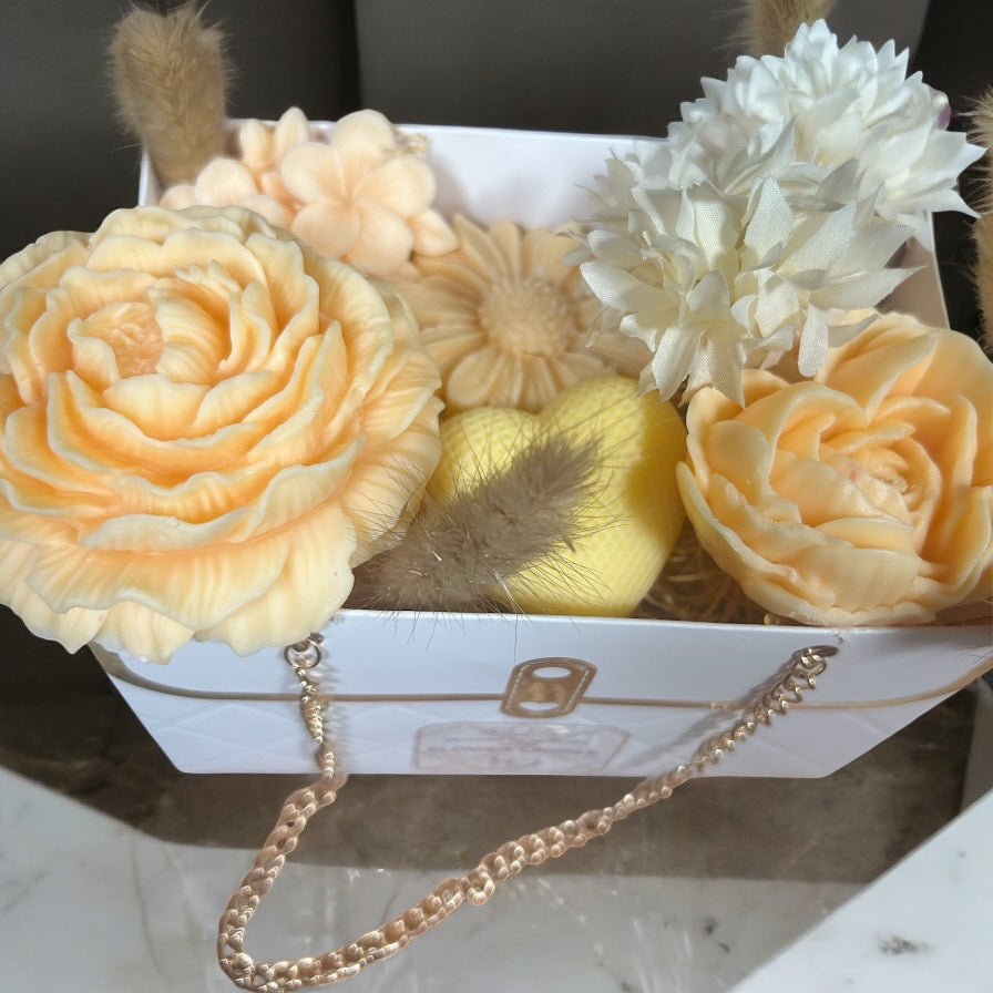 Scented Soy Wax Candles, flowers Gift, luxury gift idea, Handmade,