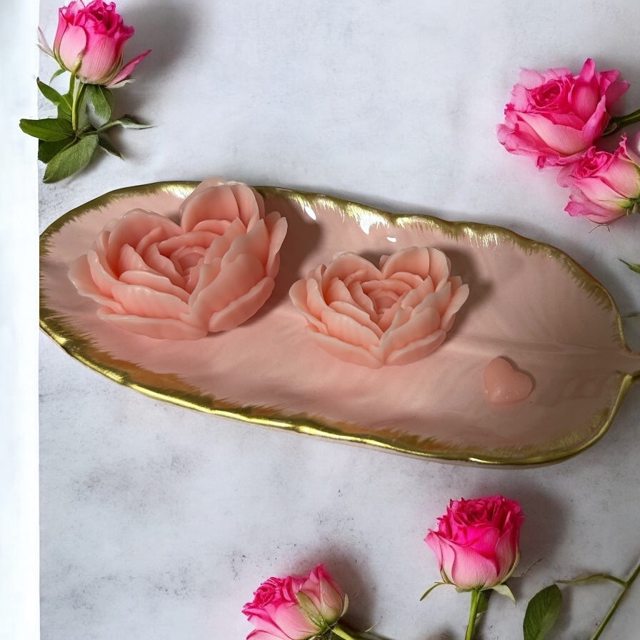 Rose Dreamlight Candle, Handmade Candle , Beautiful Decor,  Flower Candle, Soy candle, Handmade Gift,